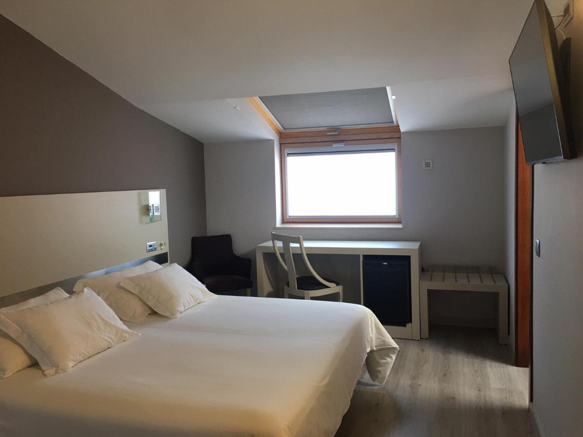 Hotel Puente De La Toja О Грове Екстериор снимка