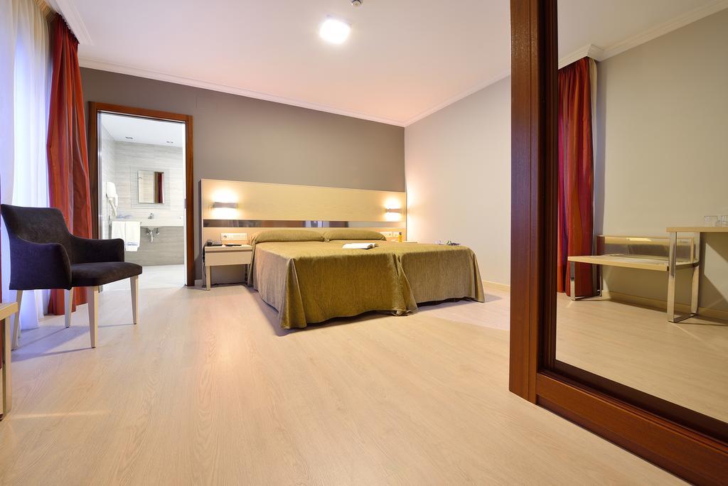 Hotel Puente De La Toja О Грове Екстериор снимка
